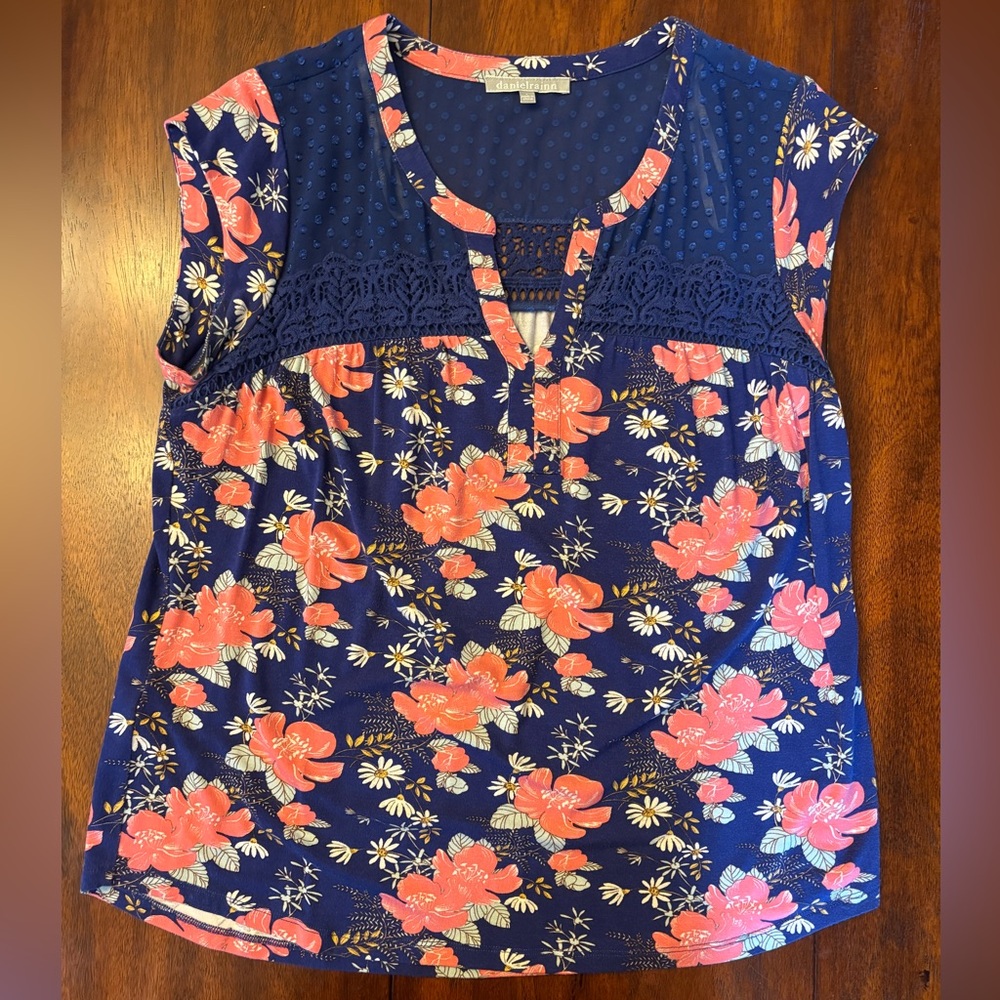 Daniel Rainn Blue Pink Smocked Sleeveless Blouse